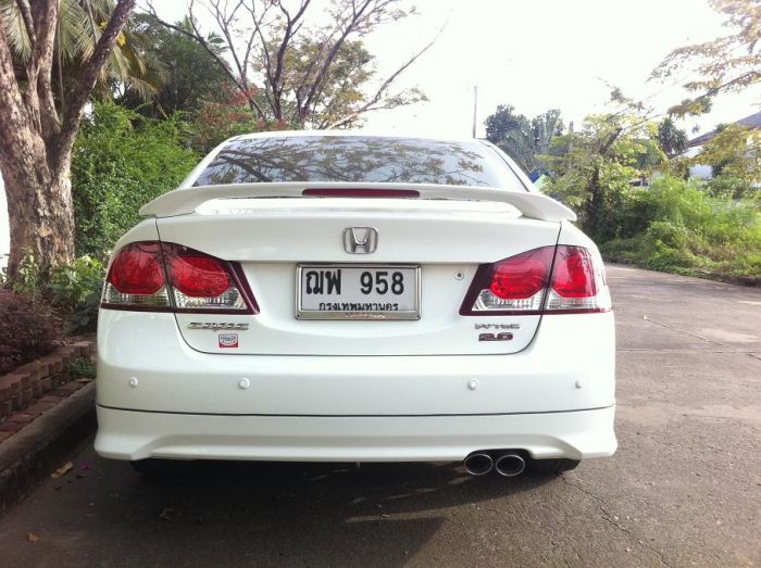 Civic FD MC 09 สีขาว Top สุด 2.0EL, ชุดแต่ง Modulo, Max 17 ยางใหม่ มือเดียว Book