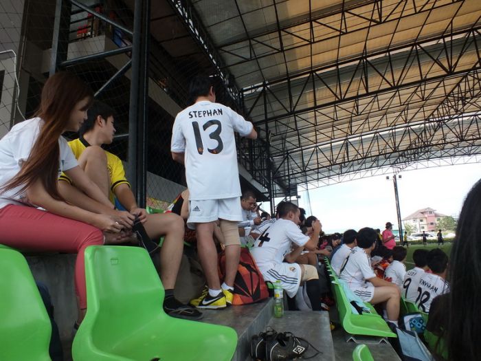 ขออนุยาตอัพรูปบอลประเพณีครั้งที่ 3 ให้ชมกันครับ