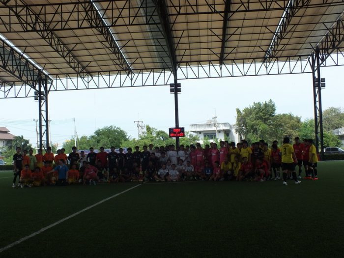 ขออนุยาตอัพรูปบอลประเพณีครั้งที่ 3 ให้ชมกันครับ