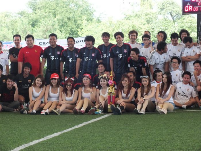 ขออนุยาตอัพรูปบอลประเพณีครั้งที่ 3 ให้ชมกันครับ