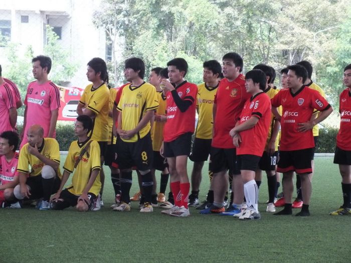 ขออนุยาตอัพรูปบอลประเพณีครั้งที่ 3 ให้ชมกันครับ