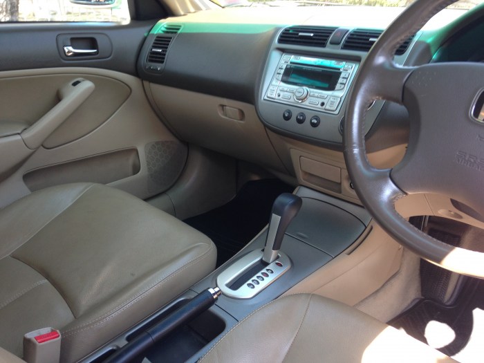 Honda Civic Dimension 2004 1.7 VTEC LEV AT บรอนซ์ทอง