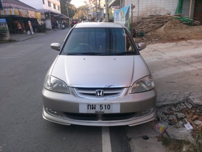 ถ่ายด้านหน้าเต็มๆครับ