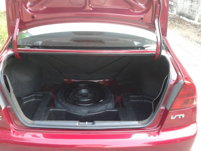 ขอขาย  1.7  v-tec  2001 แต่งพอหล่อ
