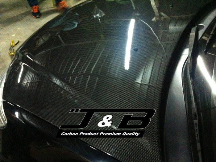 ฝากระโปรงหน้า หลัง งาน carbon vacuum เข้ามาดูครับเป็นยังไง