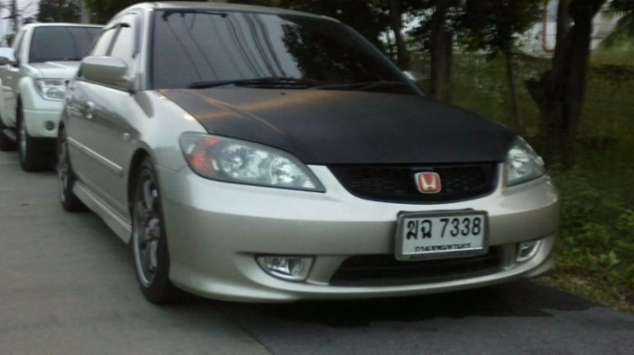 ร่วมโพสต์แนวทางการแต่งรถ สีทอง กันหน่อยครับ (โชว์รูมรถสีทอง!)