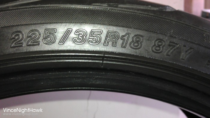 ขายยาง % Yoko S. Drive 225/35-18