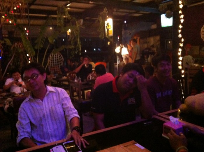 อะๆ หลักฐานว่าเค้าก็อยู่นะเตง ไม่ได้หายไปไหน (อันนี้แก๊งสายเมาตอนไปต่อ)