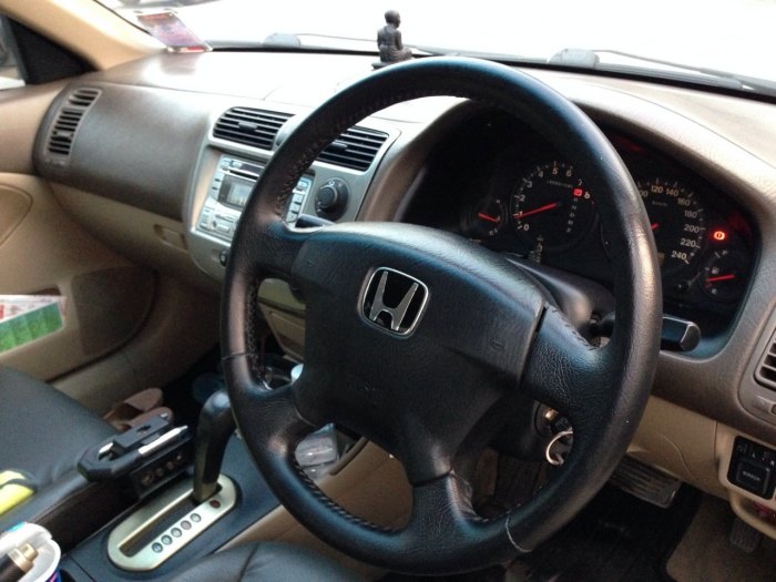 ขาย civic 01 top ของแต่งนิดหน่อย พร้อมใช้งาน