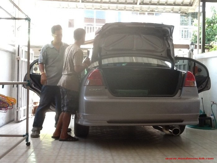 สอบถามร้านติดตั้งกระจกปัดหลัง แถวโซน นครปฐม หรือ ฝั่งธน