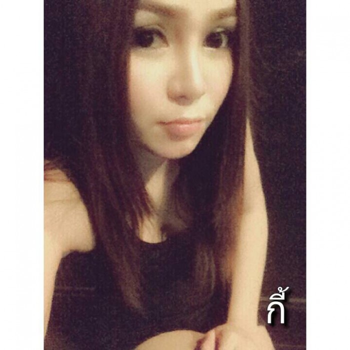 ถ่ายเล่นๆหน้าร้าน ครับ