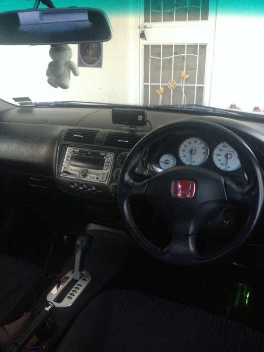 ขาย Civic ES 05 ( RX ) AT สีขาวแท้ ของแต่งเพียบ ราคา 357,900บาท