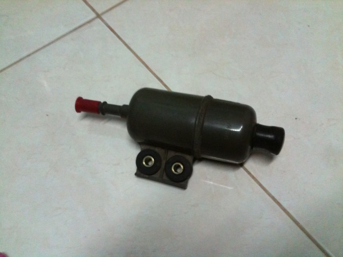 กรองเบนซินของผมทำไมไม่เหมือนคันอื่น civic es 1.7 RX 05