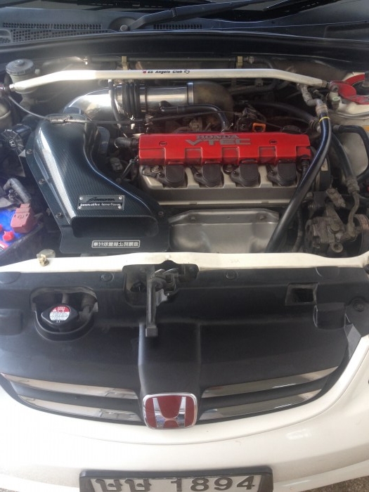 ขาย Civic ES 05 ( RX ) AT สีขาวแท้ ของแต่งเพียบ ราคา 357,900บาท