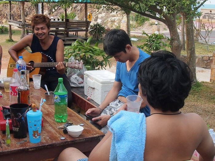 &&&นอกรอบ รังสิต นครนายก นวนคร :Rangsit Society ครบ 3 ปีเสาร์ 11 เมษา 5 โมงเย็น