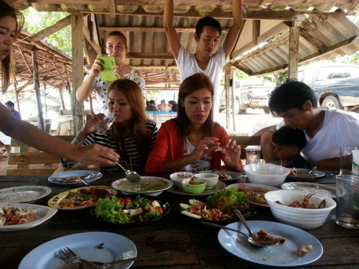 &&&นอกรอบ รังสิต นครนายก นวนคร :Rangsit Society ครบ 3 ปีเสาร์ 11 เมษา 5 โมงเย็น