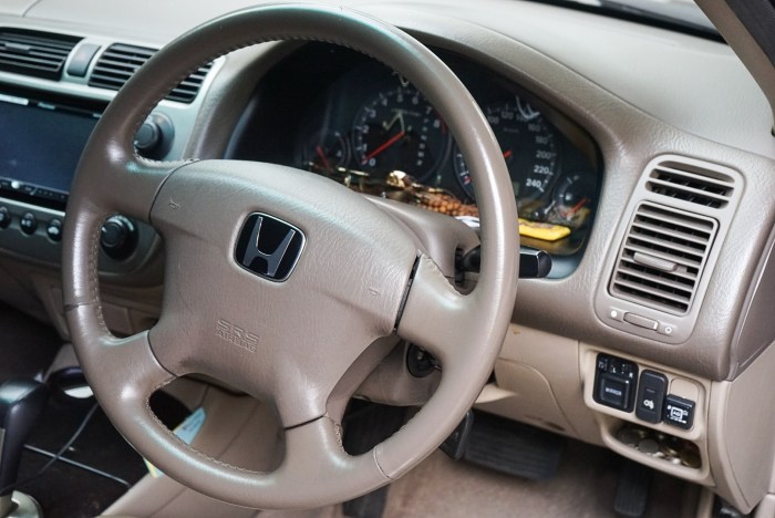 ปิดการขายครับ ขอบคุณครับ 2002 Honda CIVIC 1.7 VTI ( ABS/AIRBAG )