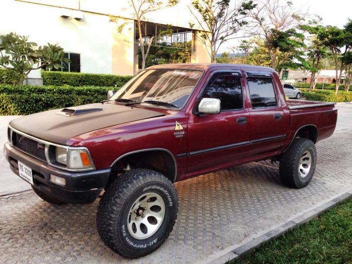ขาย Toyota Hilux Mighty-X ปี 91