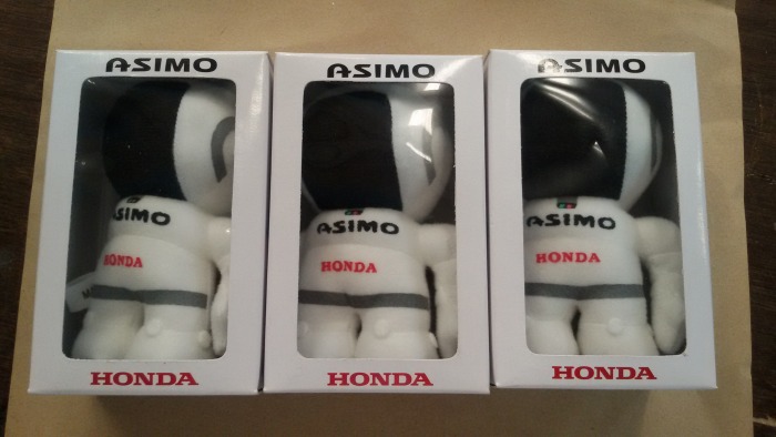 ขาย ตุ๊กตา ASIMO เเท้