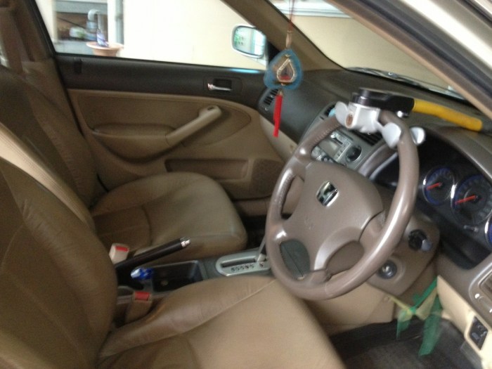 ขาย Honda Civic Dimemsion VTi-LEV 1.7 ปี 2004