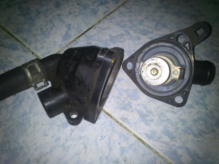 อันนี้แจกฟรีคับ วาล์วน้ำ พร้อมเคส ..k20a