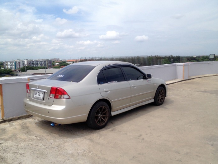 รถรับส่งเมีย กับไปตลาด