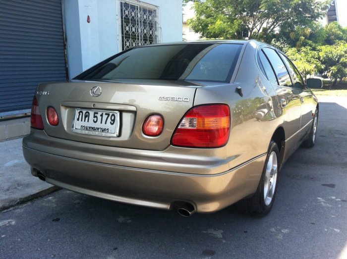 Lexus Gs300 สภาพดี ไม่มีชน ระบบไฟฟ้าใช้ได้หมด มีไฟแนนท์จัดให้คับ