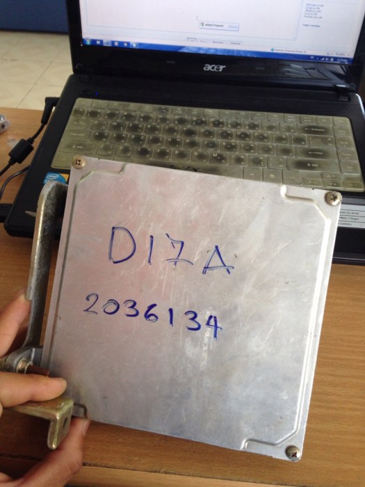 ขาย กล่อง d17a vtec เกียร์ auto 
ราคา 3800บาทคับ