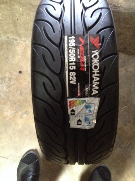 Bridgestone Potenza RE002 Adrenalin 215/45/R17และ 225/55/R17 ยางใหม่ ราคาถูก