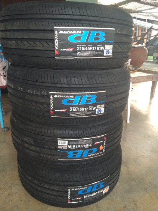 Bridgestone Potenza RE002 Adrenalin 215/45/R17และ 225/55/R17 ยางใหม่ ราคาถูก