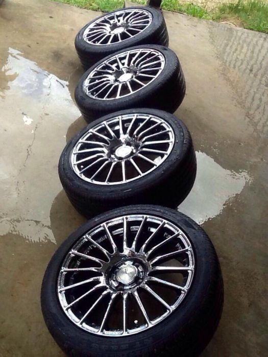 ขายล้อ ADVAN RZ 17x7.5 off 40 พร้อมยางดอกหนาๆ215-45-17 ปลายปี12รุ่นNT8000