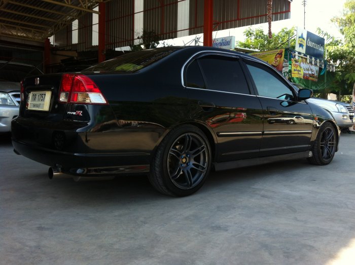 ขายดาวน์ ek vtec ปี05 mt สีดำ แต่งเต็ม รถผมใช้ทุกวันครับ