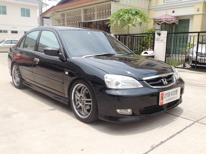 civic es ดำโหดๆ สถาพสวยๆใหม่ๆพร้อมใช้แก๊สหัวฉีดอะไรไม่ดีเปลี่ยนใช้กันยาวๆๆ 249 k