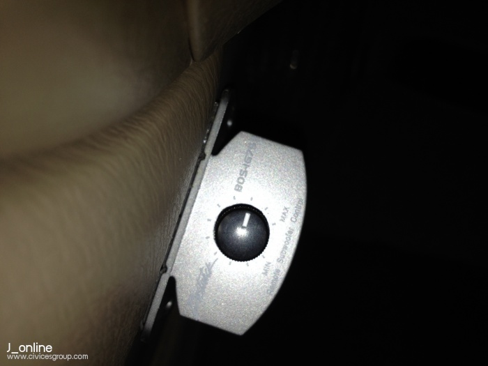 Remote Subwoofer Control มี 10 ระดับ ปรับไว้ระดับ 8