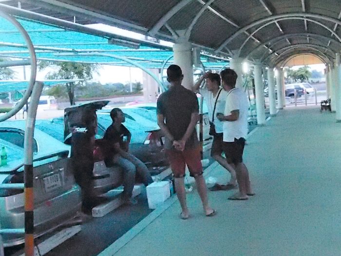 &&&นอกรอบ รังสิต นครนายก นวนคร :Rangsit Society ครบ 3 ปีเสาร์ 11 เมษา 5 โมงเย็น