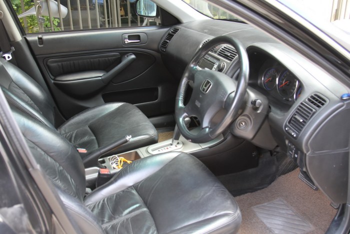 รับ civic ตาเหยี่ยว เน้นสีดำ AT