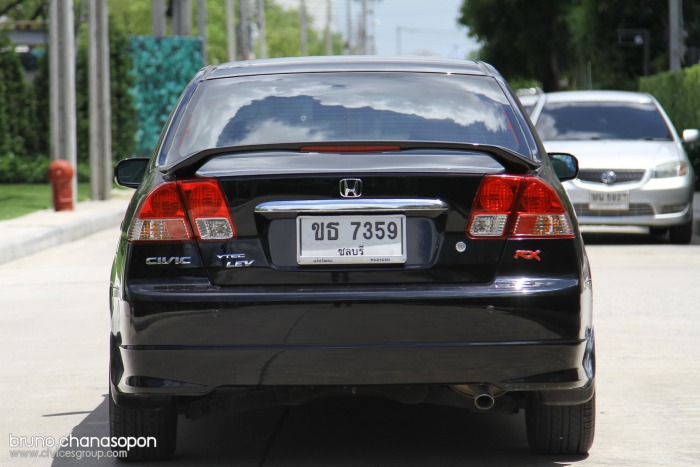 ตามหา es vtec ปี 04-05 ขอราคาไม่เกิน 4 แสน ใครมีใครเห็น บอกผมทีนะครับ อยากได้