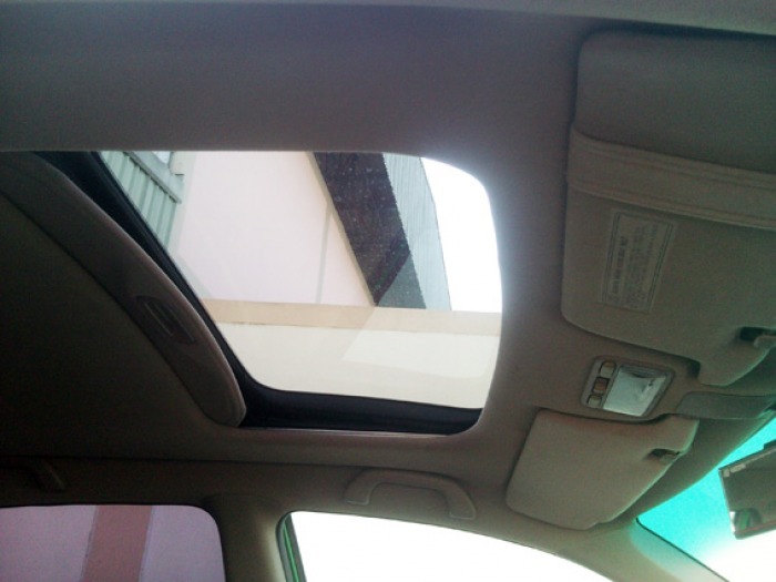 รบกวนพี่ๆ อยากเห็นอีเอส ที่ติดตั้งหลังคา sunroof  or moonroof
