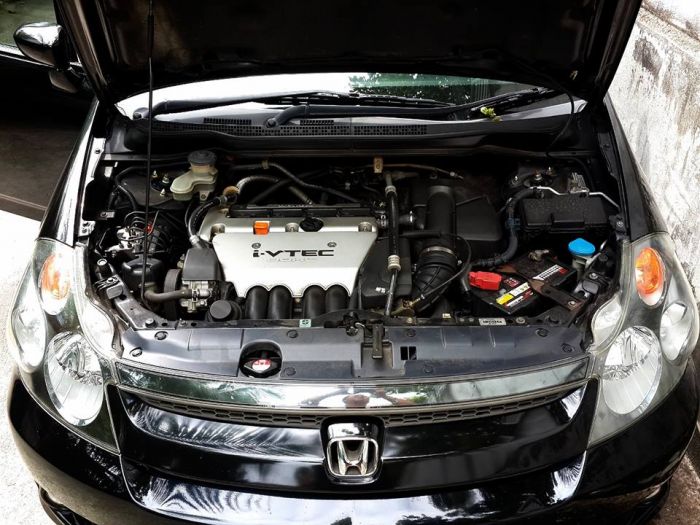 HONDA STREAM ตัว ไมเนอร์เชนแล้ว รุ่นTOP สีดำ ปรับราคาขายด่วน 350000