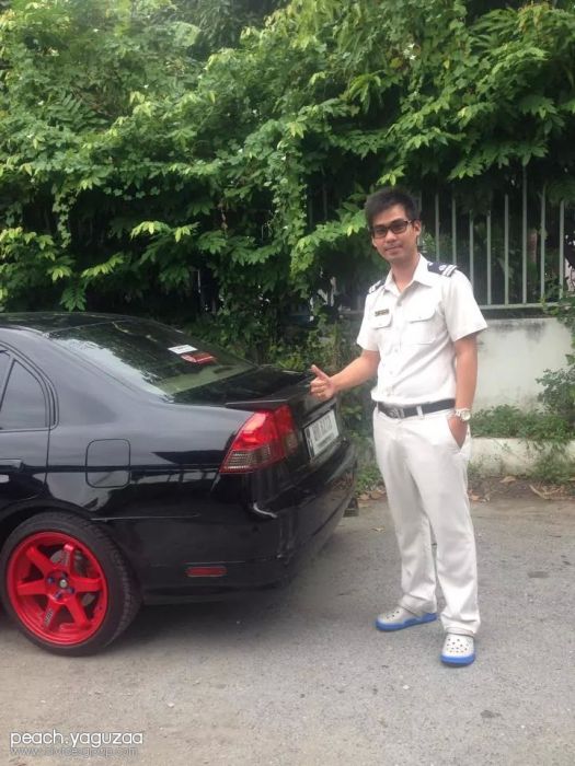 ขออนุญาตขายตูดเป็ดทรงใหญ่ สำหรับรถ Civic ES กับราคาเบาๆ(มีฝาครอบคอยส์หัวเทียนนำเสนอใหม่น๊า