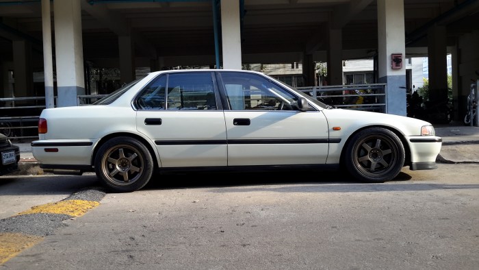 ขายaccord cb3 หรือแลกรถใครสนใจติดต่อได้นะคับ