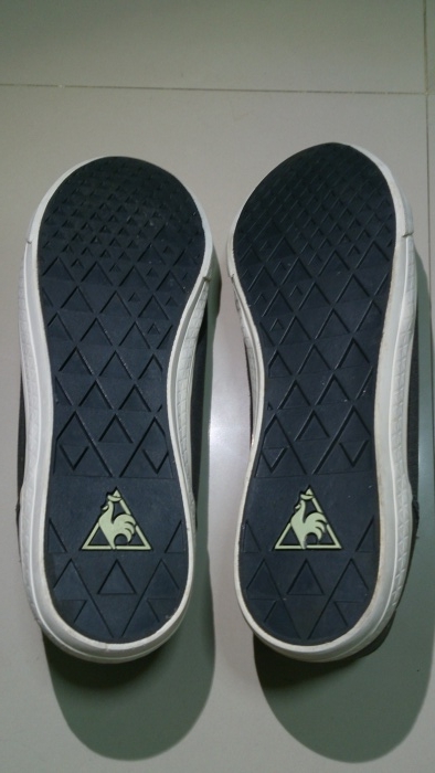 ขายรองเท้าผ้าใบ le coq sportif (ตราไก่) ของแท้ราคาถูก