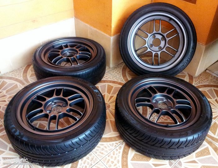 ขาย ออยเกียร์AUTO+สปิงโหลดES+โช๊คหลัง+สเปเซอร์รองโช๊ค+ล้ออะไหล่+น๊อตล้อ