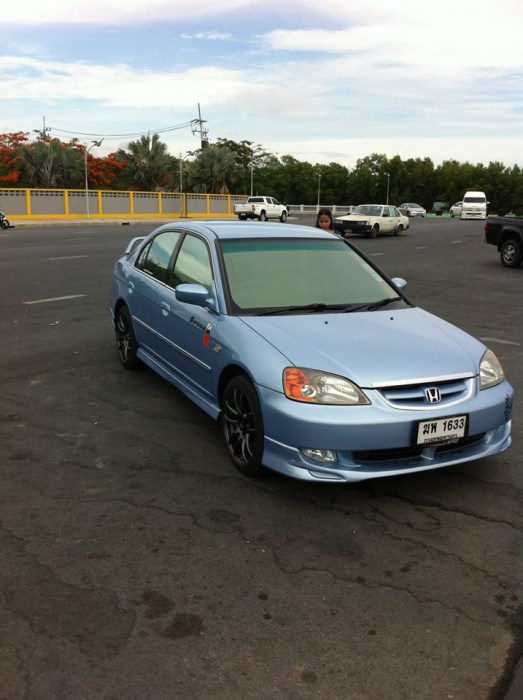 อยู่ civic es มานานแร้วครับ ขออนุญาตลงรถคู่ใจหน่อยครับ