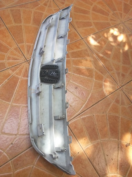 ซื้อ แก้ม ซ้ายขวา กันชนหน้า กระจังหน้า ครับ 2002_Honda_Civic