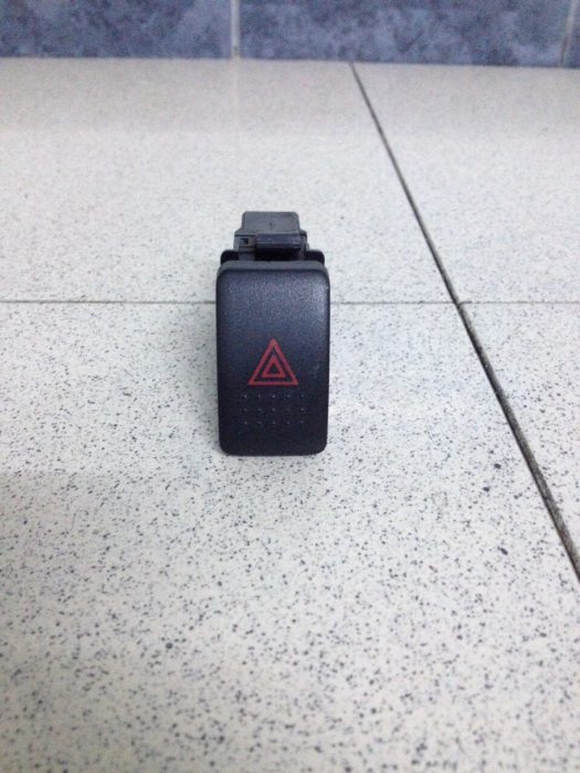 Switch ไฟฉุกเฉิน 200
