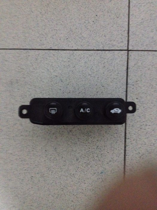 ตัวปรับแอร์ กับ ชุด สวิต ไล่ฝ้าa/c 1000 บาท