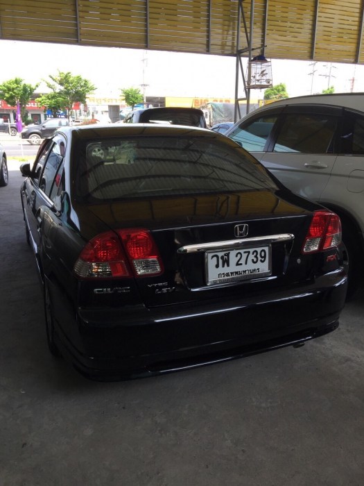 สั่งสติ๊กเกอร์คลับทางนี้ครับ
