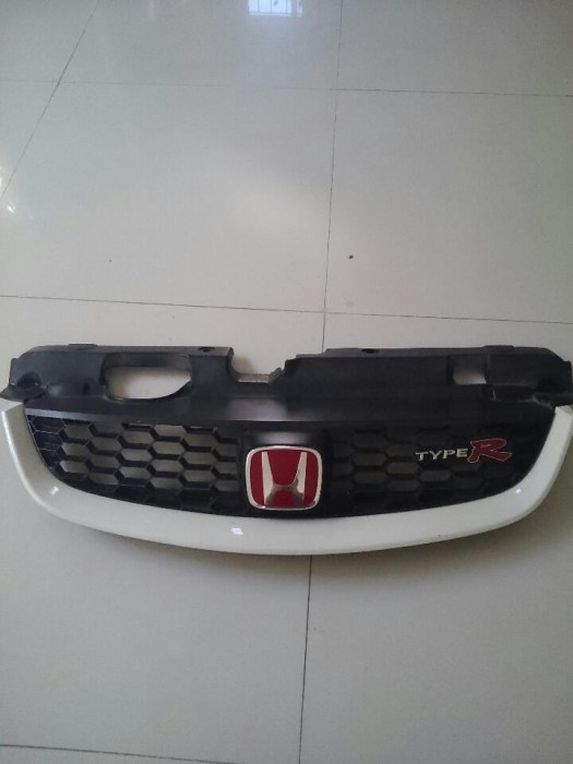 ขายกระจังหน้า RX 05 พร้อม H แแดง และเพลท Type R