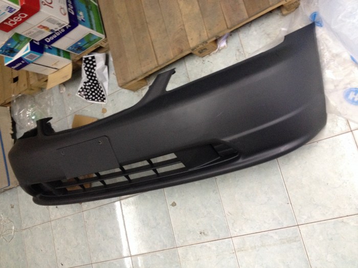 ขายกันชน Civic es 01-02 หน้าหลังข งานดิบของใหม่ยังไม่ได้ทำสี พอดีเปลี่ยนใจไปใส่หน้า03หลัง04คับ